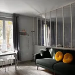 Apartment In The Heart Of Chinatown, Paris